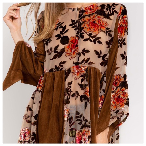 POL 70’s Vintage Style Velvet Embroidered Tunic - Picture 3 of 10